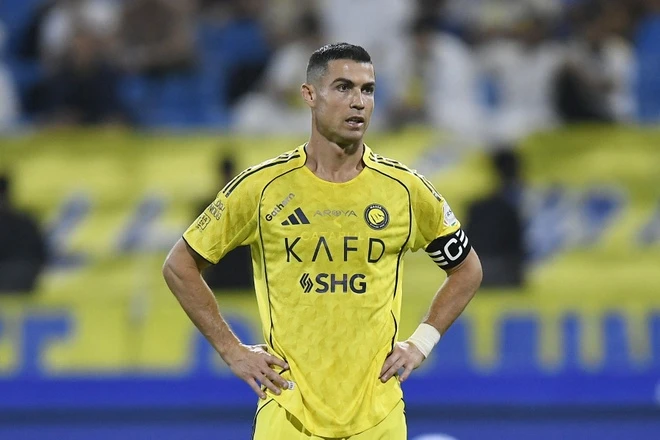 Ronaldo gây sốt trước World Cup khi góp mặt trong quảng cáo